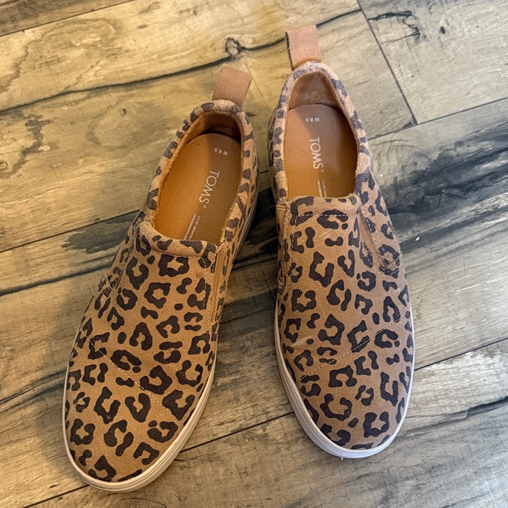 TOMS Brown Leopard Slip-On Sneakers